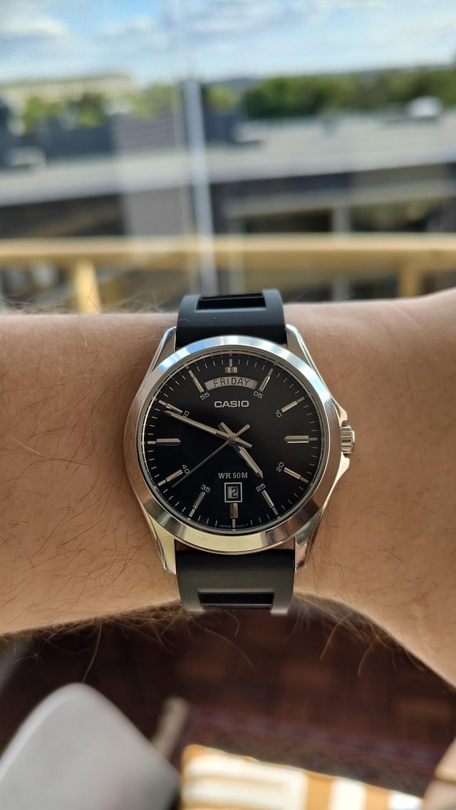 Casio MTP-1370D-1A1V